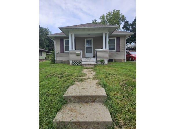 1103 Bluff Street, Guthrie Center, IA 50115