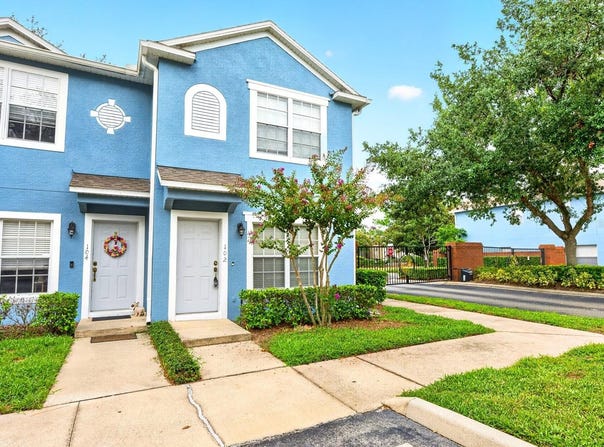 102 WILTON Circle, SANFORD, FL 32773