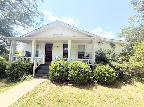 133 State Highway 366, Golden, MS 38847