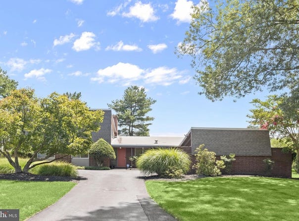9 STONE HOLLOW CT, BALTIMORE, MD 21208