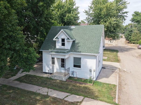 838 7th Street, Westbrook, MN 56183