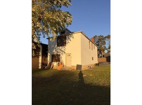 4457 Broadway, Gary, IN 46409
