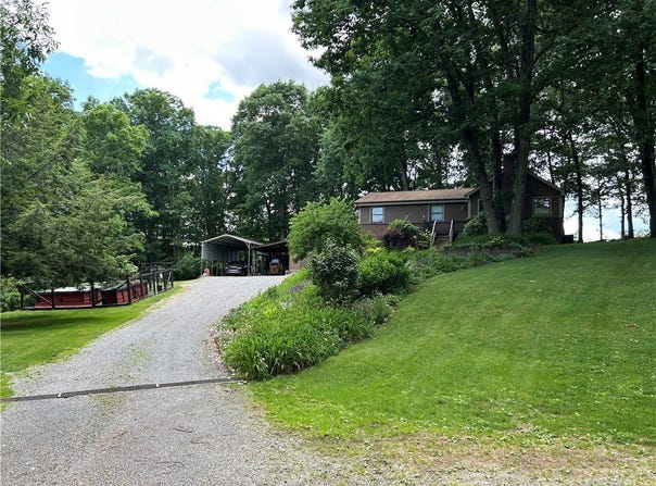 108 Needham Dr, Valencia, PA 16059
