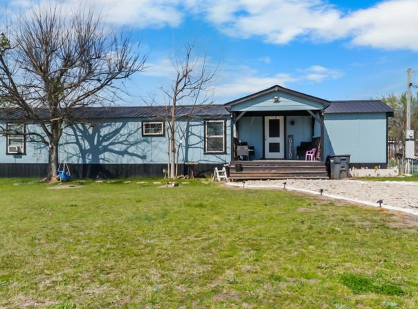 244 Smith Circle, Point, TX 75472