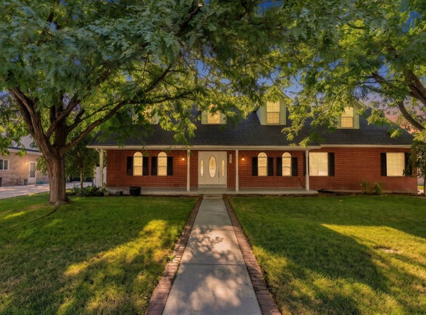1526 E PHEASANT RUN Dr, Springville, UT 84663