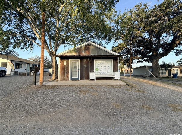 115 S WATER ST, Pleasanton, TX 78064