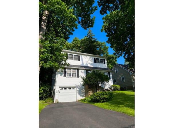 60 Hempstead Road, Spring Valley, NY 10977