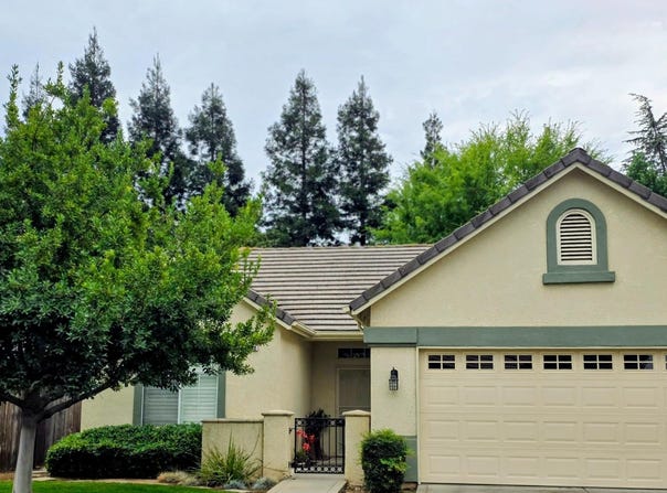 2230 Dawson Cove Lane S, Clovis, CA 93611