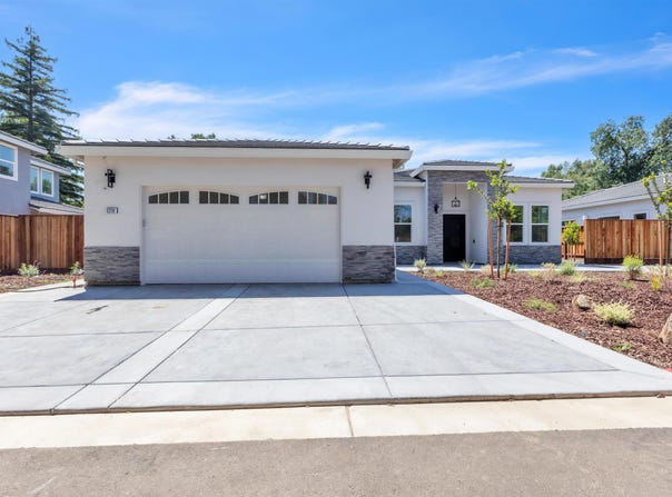 5210 Shirehills Lane, Carmichael, CA 95608