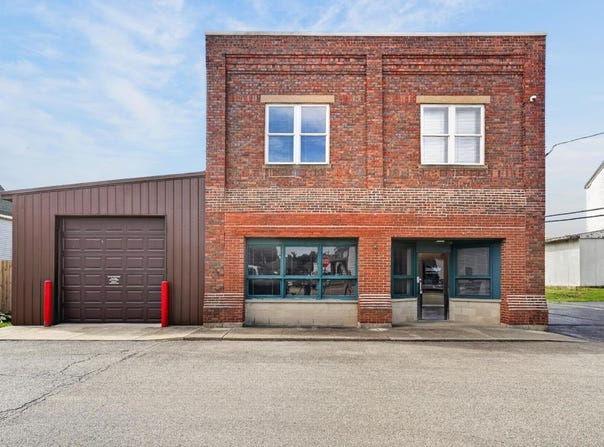 104 Jackson St, Sunman, IN 47041