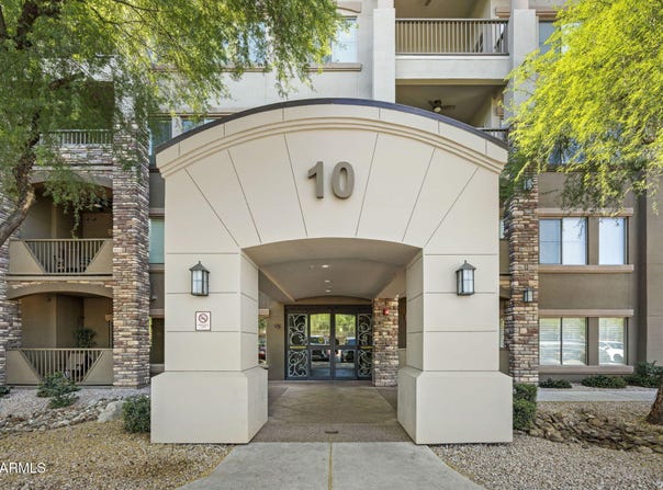 5450 E DEER VALLEY Drive, Phoenix, AZ 85054