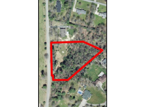 Grandview Rd, Grandview, WV 25813