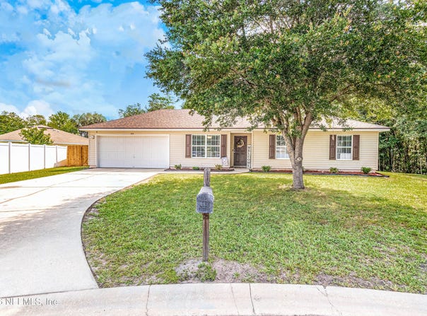 431 THOMAS Court, Macclenny, FL 32063