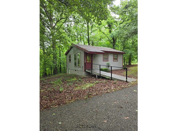 56 Thompson Lane, Noel, MO 64854