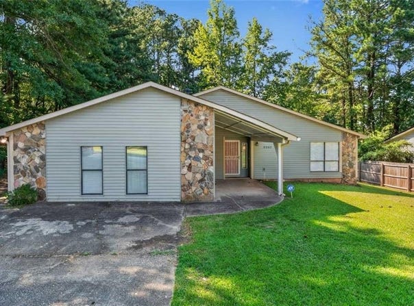 8340 Beechwood Trace, Riverdale, GA 30274