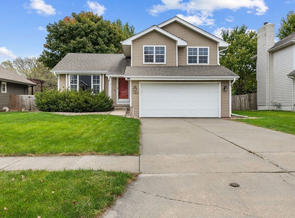 140 Ashland Court, Waukee, IA 50263