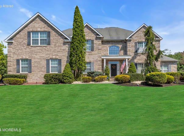 7 Duchess Drive, Monroe, NJ 08831