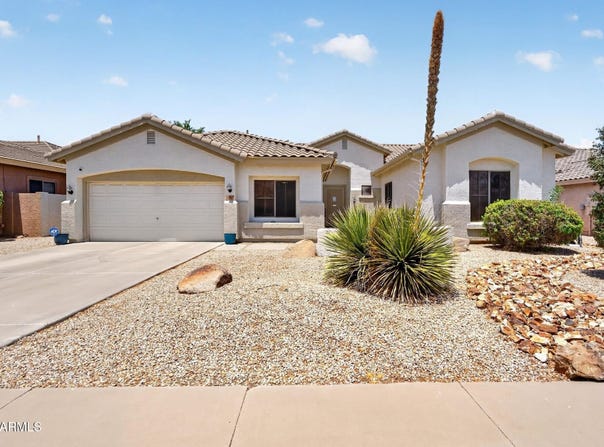 3282 E LOWELL Avenue, Gilbert, AZ 85297