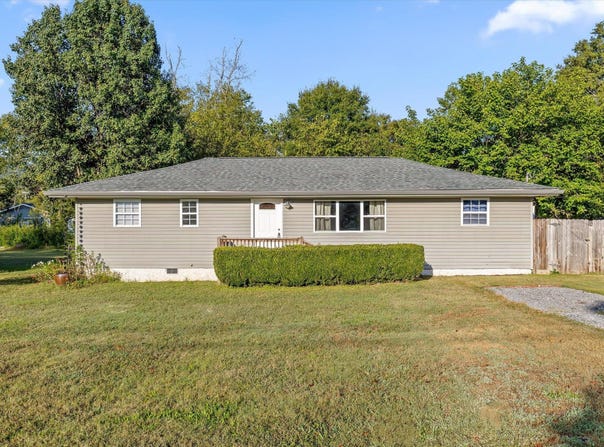 1321 Raydine Lane, Rossville, GA 30741
