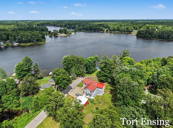 13190 16 Mile Road NE, Gowen, MI 49326