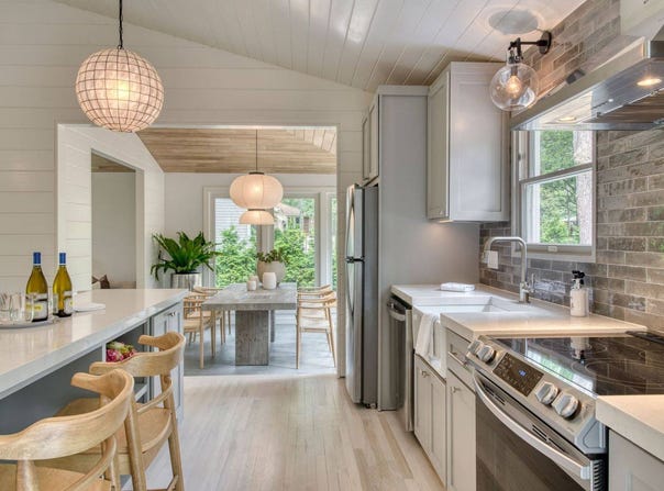 1618 SAGG RD, Sag Harbor, NY 11963