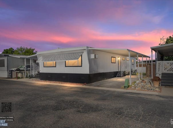 852 E Grangeville Boulevard, Hanford, CA 93230