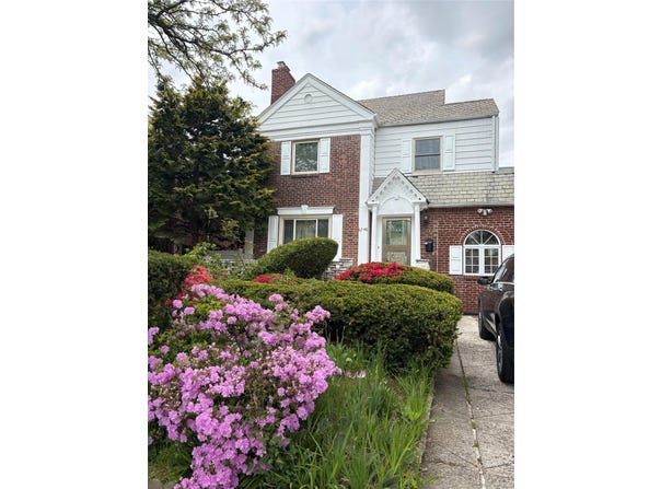 6240 Cromwell Crescent, Rego Park, NY 11374