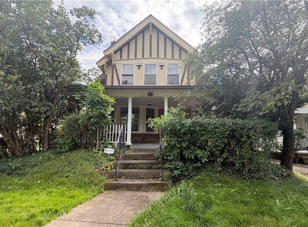 3326 E Berkshire Road E, Cleveland Heights, OH 44118