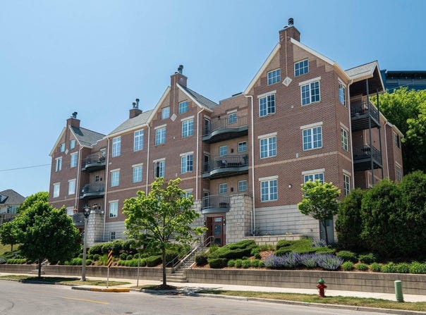 1809 N Commerce St, Milwaukee, WI 53212