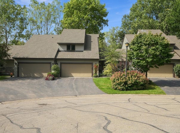 3683 Widgeon Way, Eagan, MN 55123