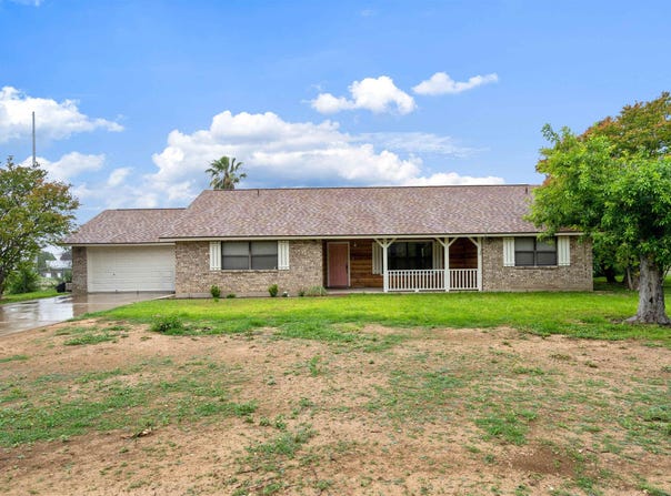115 S Frank, Del Rio, TX 78840