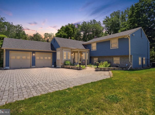 621 RIVER Road, YARDLEY, PA 19067