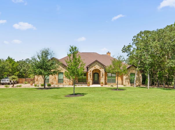 110 Long Bow Cv, Bastrop, TX 78602