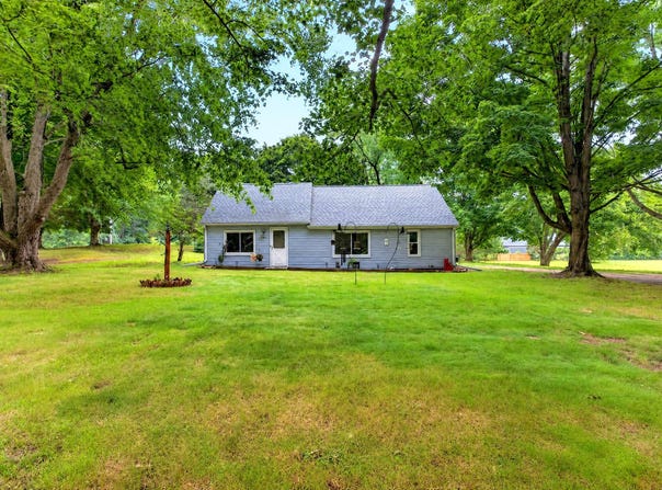 6496 Bowerman Road, Horton, MI 49246