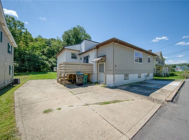 30 S Fayette St, South Fayette, PA 15031
