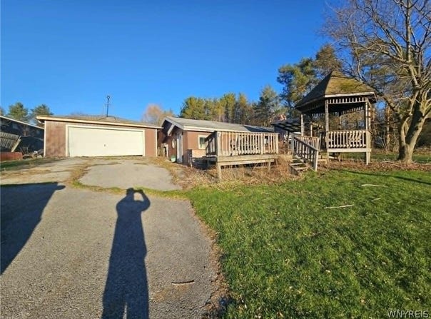 5617 State Route 15A, Springwater, NY 14560