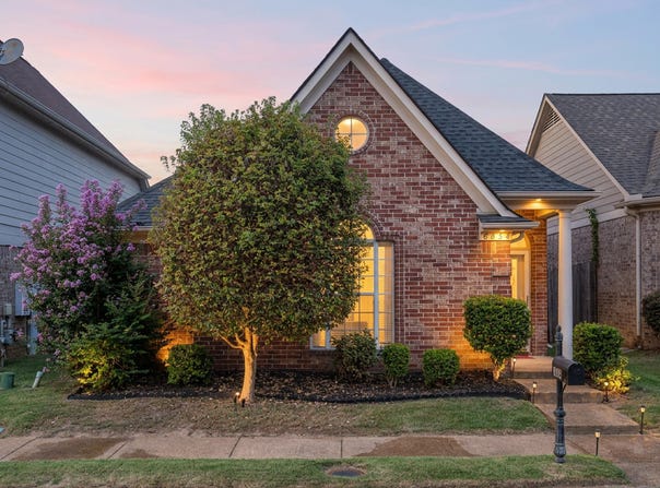6854 SHOREY Ln, Cordova, TN 38018