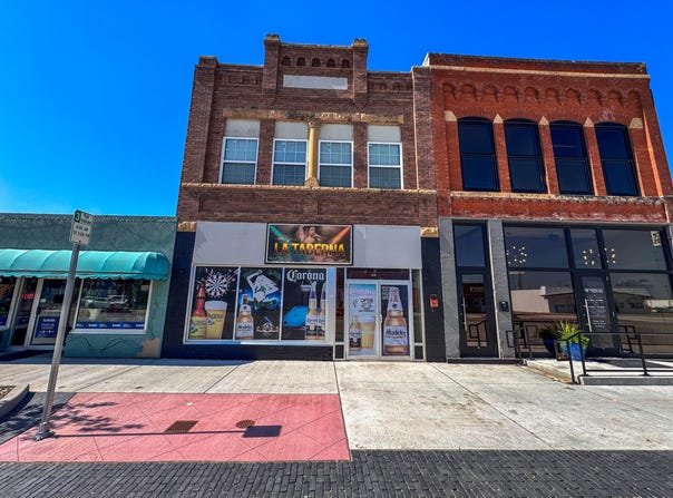 149 Dakota Ave S, Huron, SD 57350