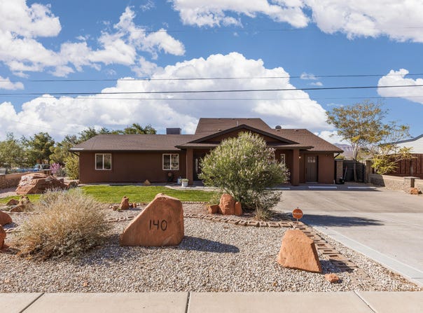 140 E 300 N, Ivins, UT 84738