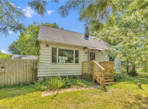 36913 Chestnut Ridge Road, Elyria, OH 44035