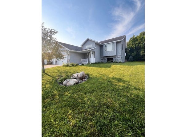 206 Rookery Drive, Cold Spring, MN 56320