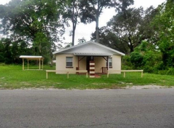 210 SW 2nd St, Chiefland, FL 32626