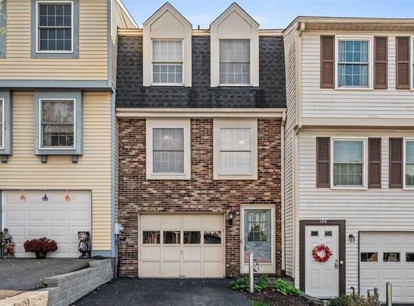 106 Shadowlawn, Whitehall, PA 15236