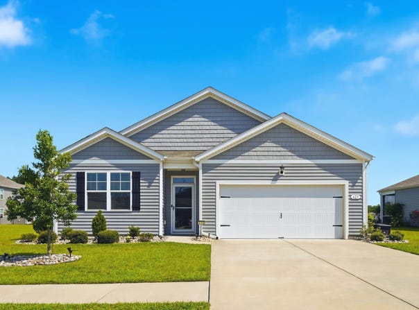 425 Royal Arch Dr., Conway, SC 29526