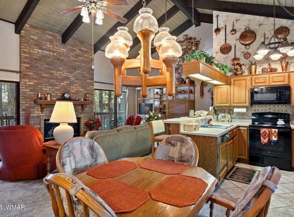 2860 Park Circle, Pinetop, AZ 85935