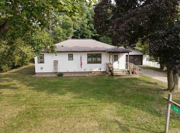516 FENTON STREET, PARADISE TWP, MI 49649