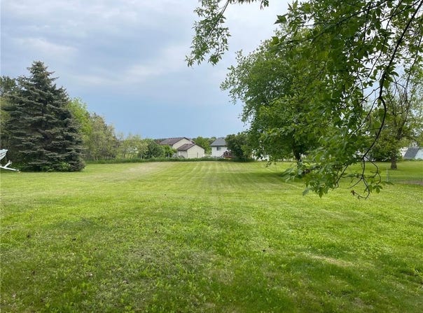 Walnut Street S, Mora, MN 55051