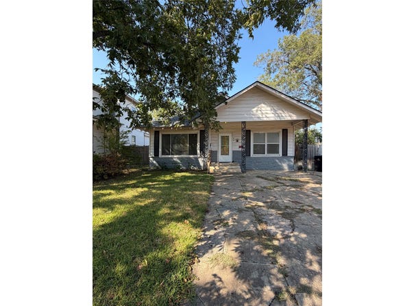 619 W Owing Street, Denison, TX 75020