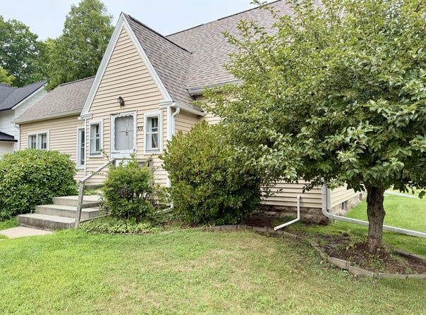 773 3rd Avenue, Lake Odessa, MI 48849