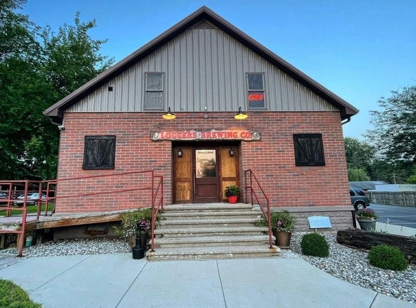 1215 S River Road, Saginaw, MI 48609